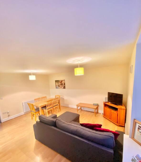 2 Bed Apartment In City Centre Dublin Buitenkant foto