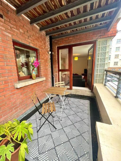 2 Bed Apartment In City Centre Dublin Buitenkant foto